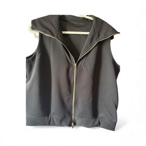 Black Sleeveless Zip-Up Vest